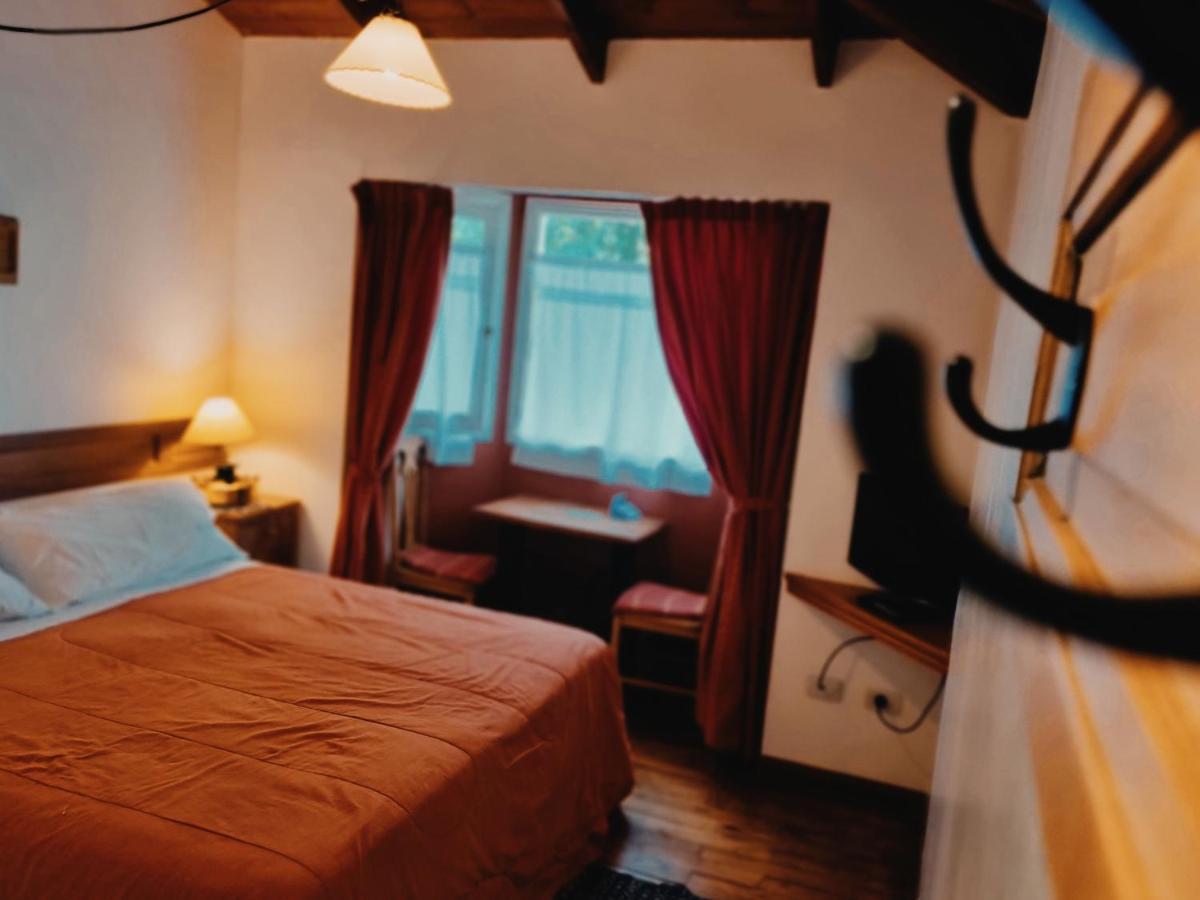 Hosteria Cauquenes De Nimez El Calafate Exteriör bild